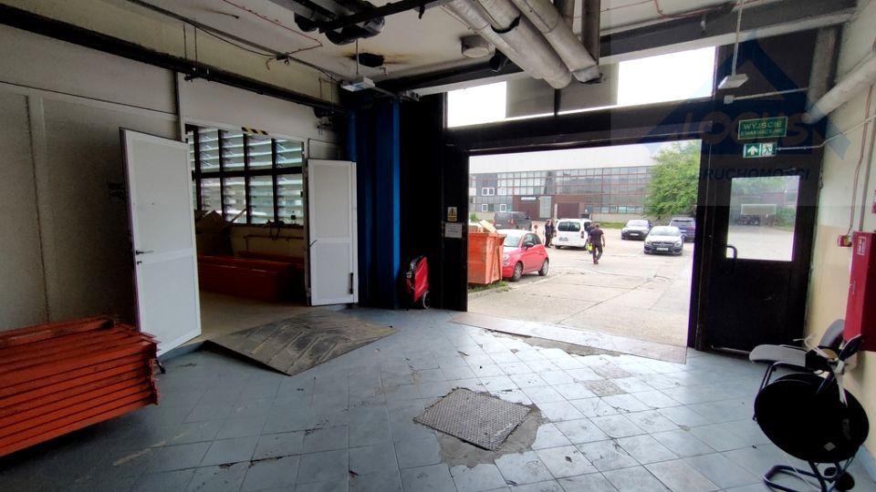 Budynek użytkowy Warszawa