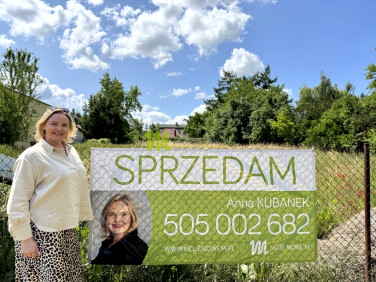 Działka przy lesie