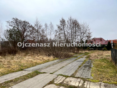 Pusta działka Rowy