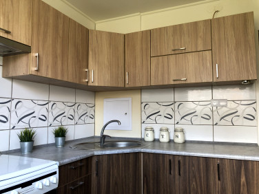 Mieszkanie blok mieszkalny przy lesie