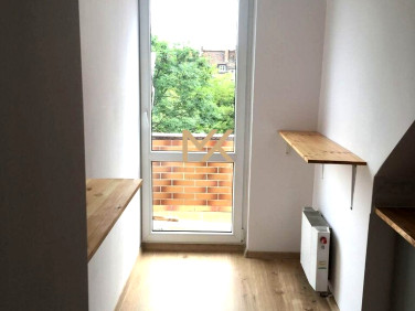 Mieszkanie blok mieszkalny nad rzeką