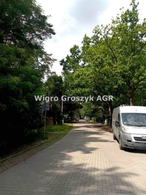 Ogrodzona działka Łomianki