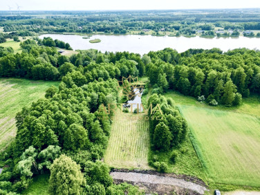 Działka przy lesie