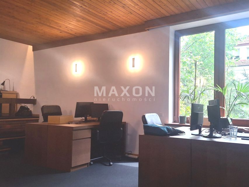 Budynek użytkowy Warszawa