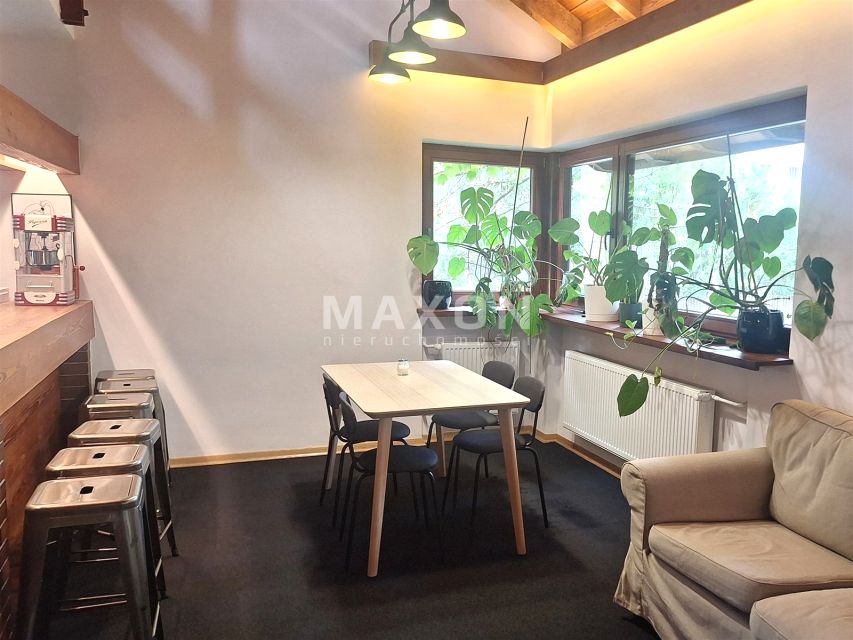 Budynek użytkowy Warszawa