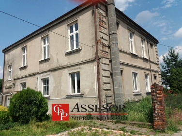 Dom z garażem