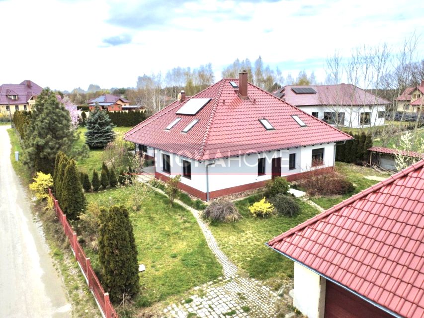 Dom Oborniki Śląskie