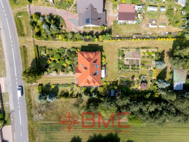 Dom z garażem