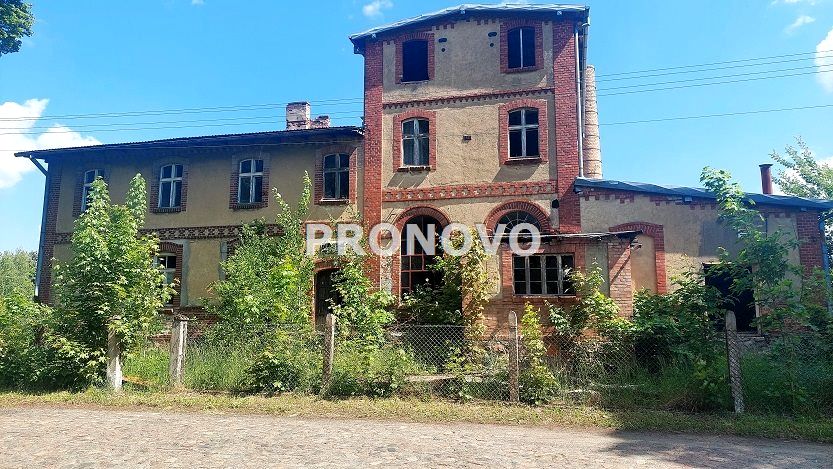Zabudowana działka Pławno