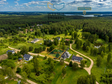 Działka przy lesie