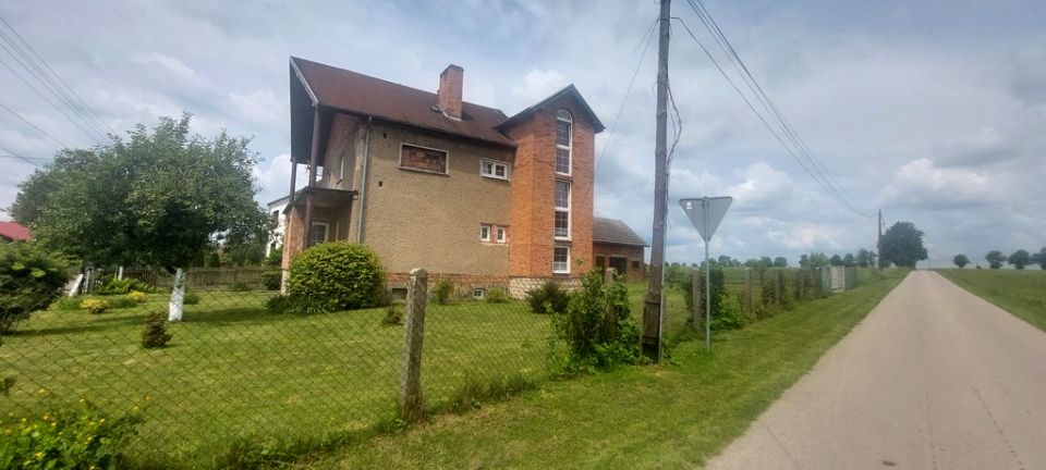 Dom ŁOMNICA