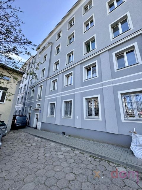 Mieszkanie blok mieszkalny sprzedaż