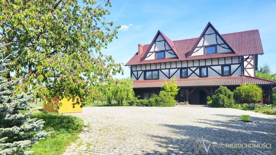 Dom Księginice
