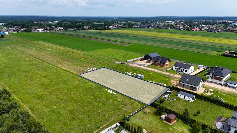Działka przy lesie