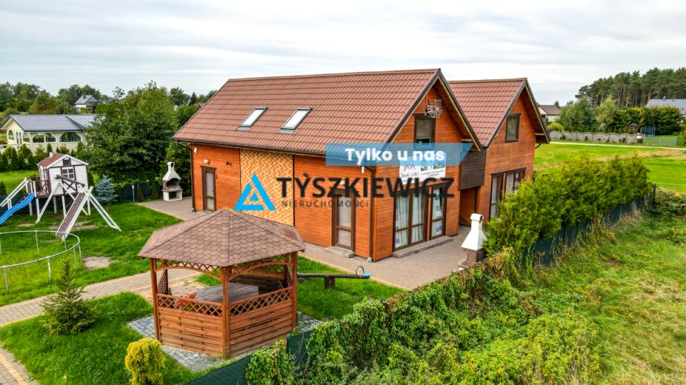 Dom Karwieńskie Błoto Pierwsze