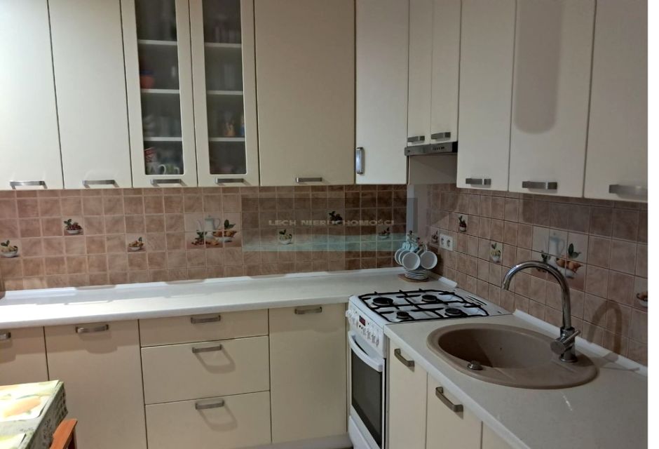 Mieszkanie blok mieszkalny sprzedaż