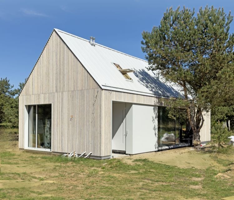 Kownatki Lake House