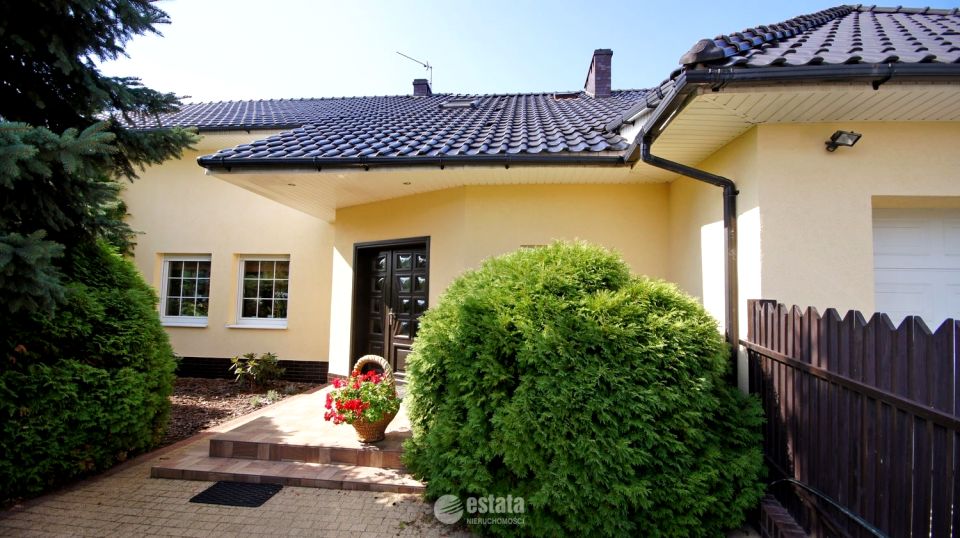 Dom wolnostojący sprzedaż