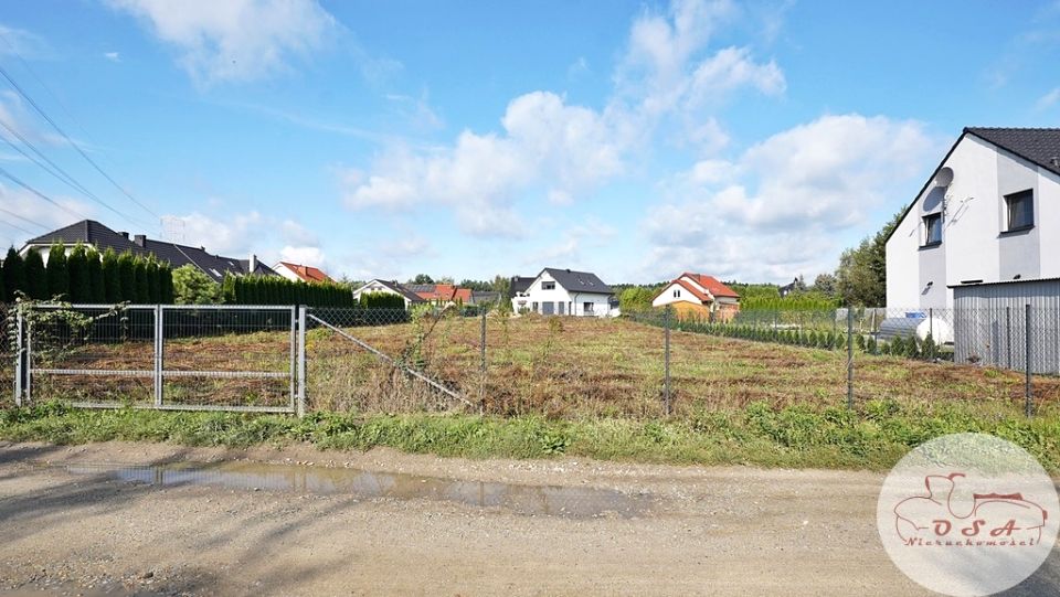 Ogrodzona działka sprzedam