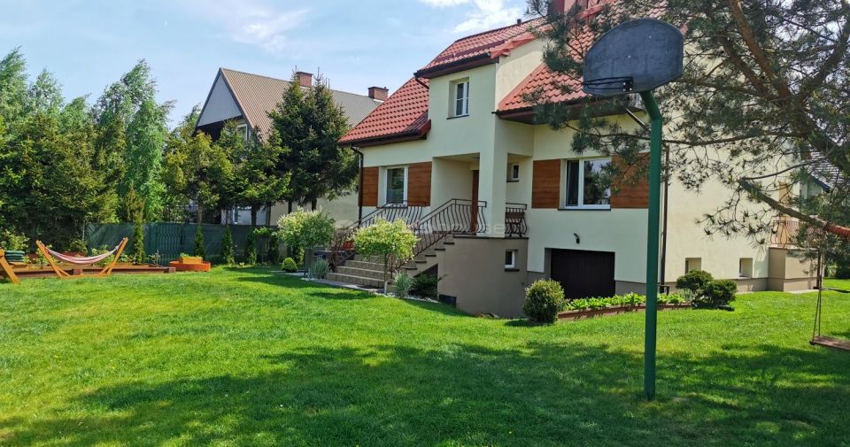 Dom Rakowiska sprzedaż