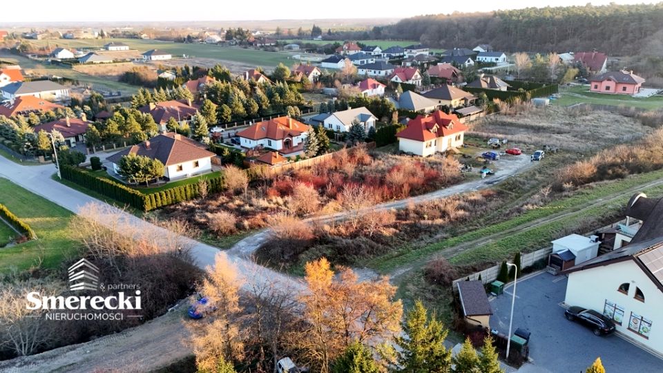 Działka przy lesie