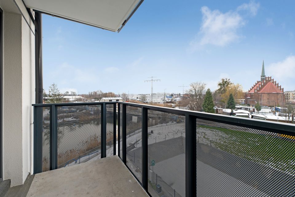 Mieszkanie blok mieszkalny nad rzeką