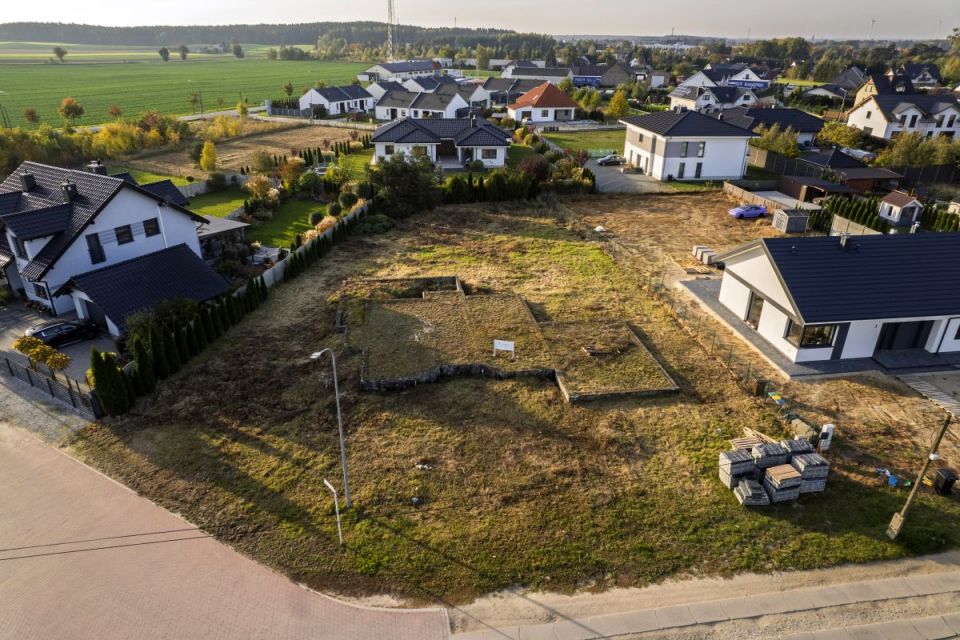 Działka Pniewy