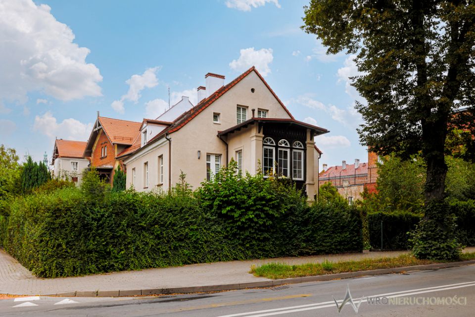 Dom OLEŚNICA