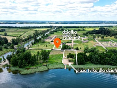 Działka nad jeziorem