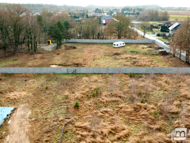 Pusta działka Mosty