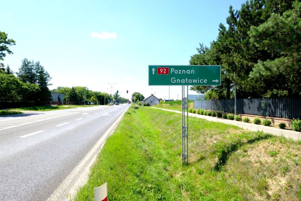 Działka usługowa Paprotnia