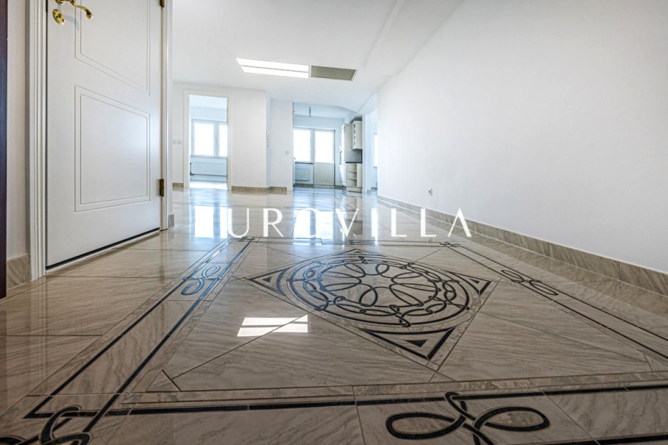 Mieszkanie blok mieszkalny Warszawa