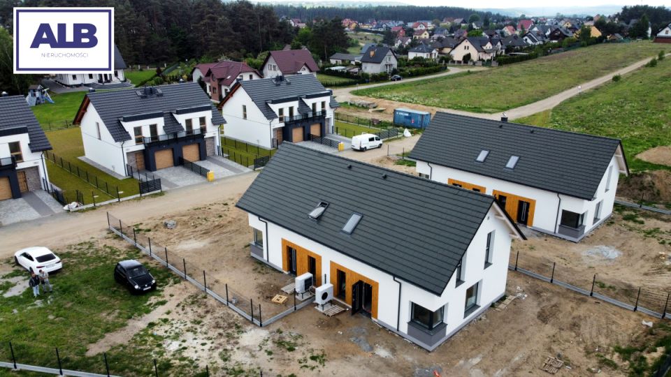 Dom z garażem