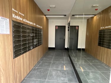 Mieszkanie blok mieszkalny sprzedaż