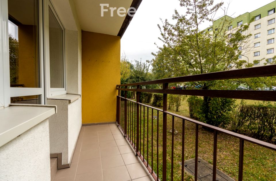 Mieszkanie blok mieszkalny przy lesie