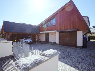 Dom Jelenia Góra
