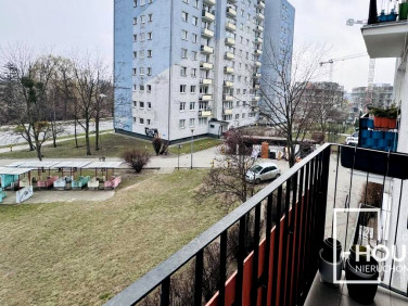 Mieszkanie blok mieszkalny nad rzeką