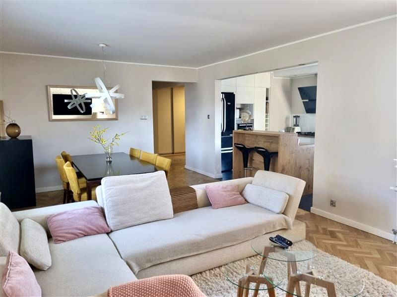 Mieszkanie blok mieszkalny sprzedaż