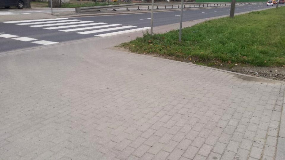 Działka usługowa Długołęka sprzedam