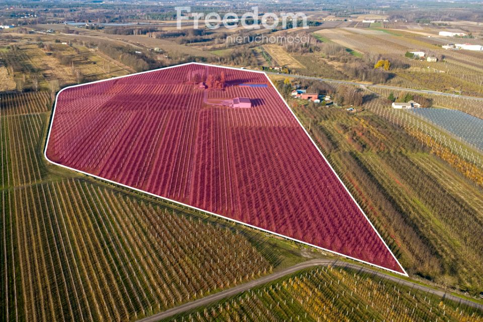 Ogrodzona działka sprzedam