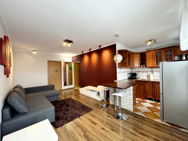 Mieszkanie blok mieszkalny nad rzeką