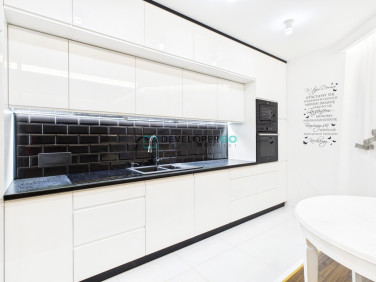 Mieszkanie blok mieszkalny przy lesie