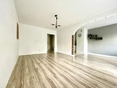 Mieszkanie blok mieszkalny sprzedaż