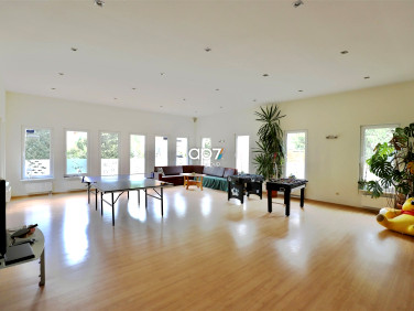 Budynek użytkowy Dźwirzyno