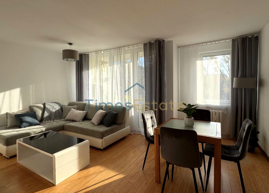 Mieszkanie blok mieszkalny Warszawa