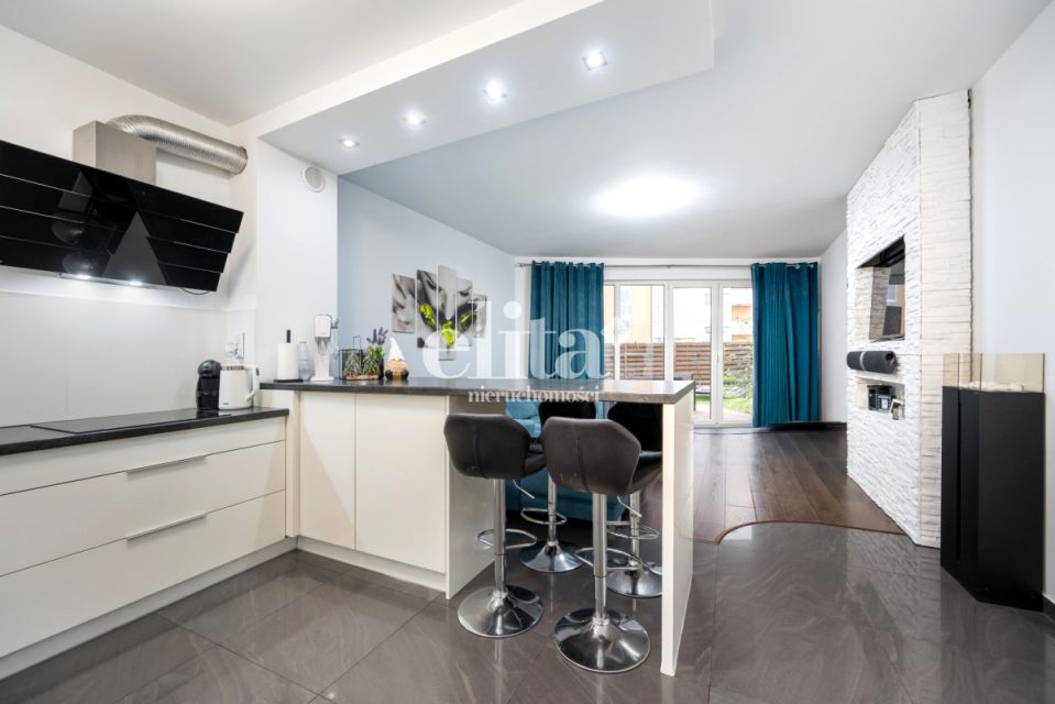 Mieszkanie blok mieszkalny przy lesie