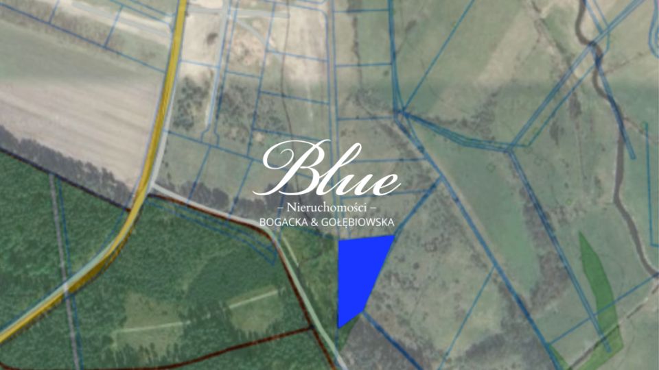 Działka nad jeziorem