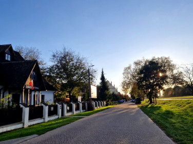 Ogrodzona działka sprzedam