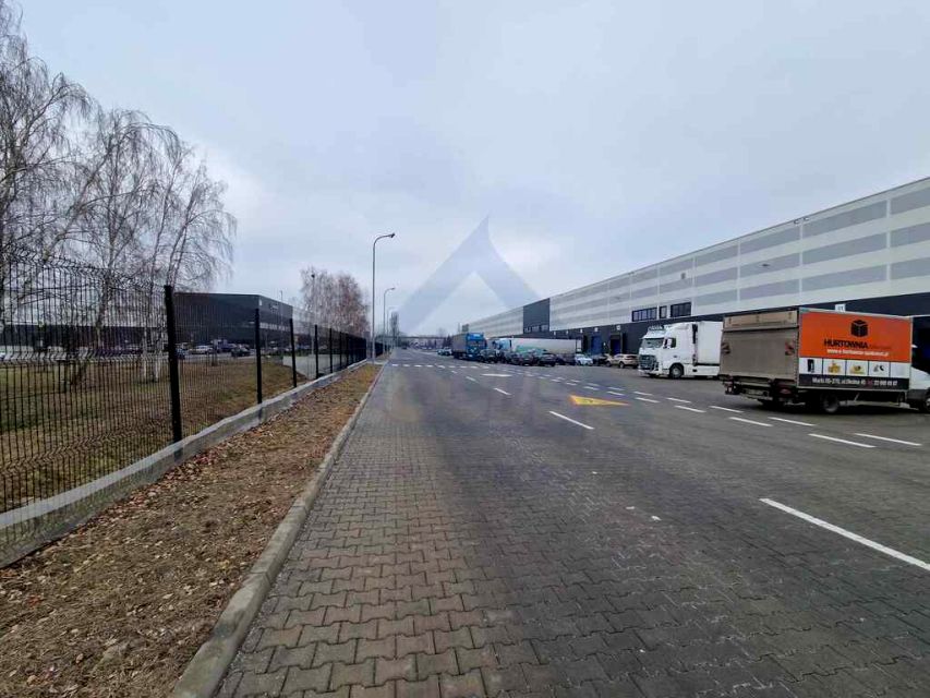 Budynek użytkowy Marki