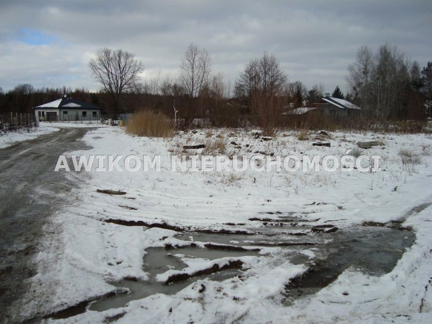 Działka siedliskowa Książenice